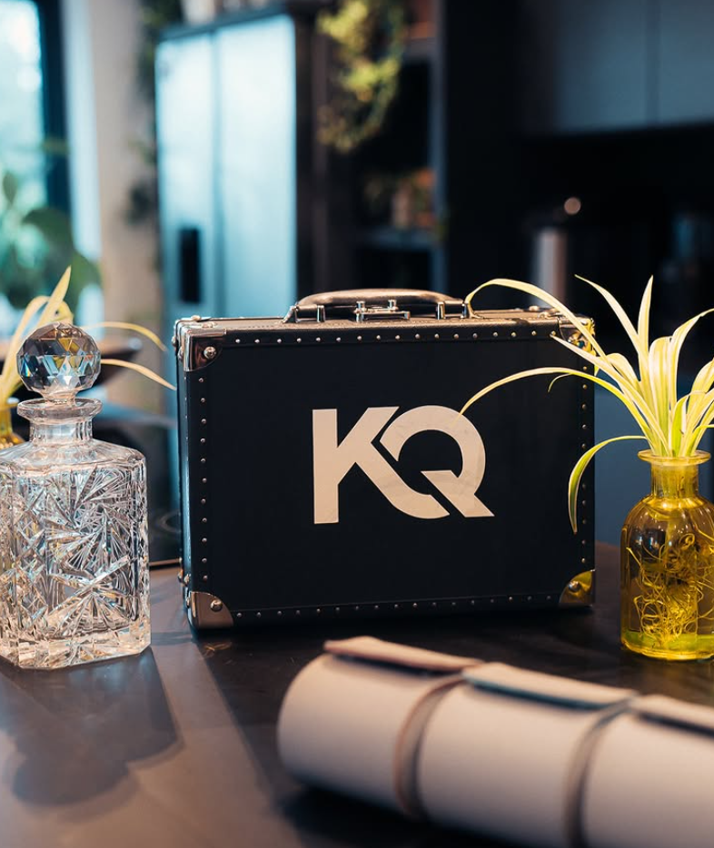 KQ Jewellers presentation case